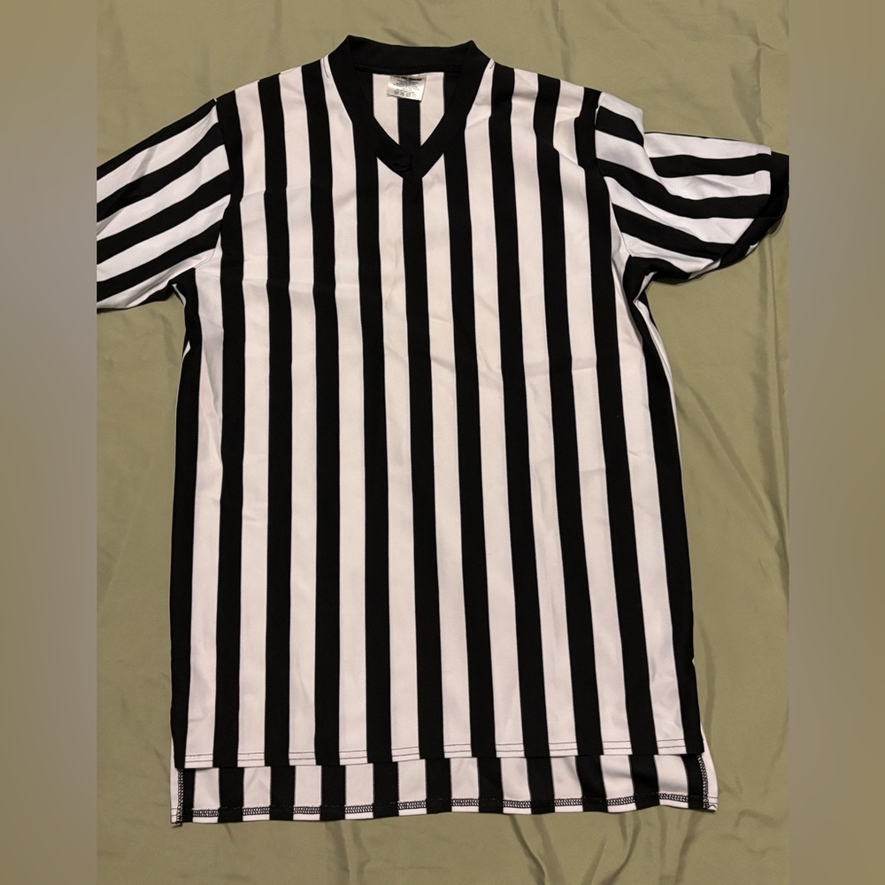 Men’s Large Black and White Striped Referee type Shirt